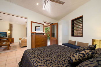 L'Auberge Noosa - Accommodation Tasmania 3