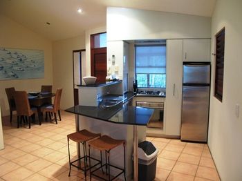 L'Auberge Noosa - Accommodation Tasmania 11