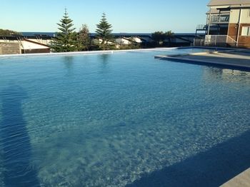 Caves Beachside Hotel - Accommodation Tasmania 0
