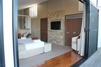 Caves Beachside Hotel - Accommodation Tasmania 27