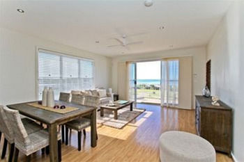 Caves Beachside Hotel - Accommodation Tasmania 43