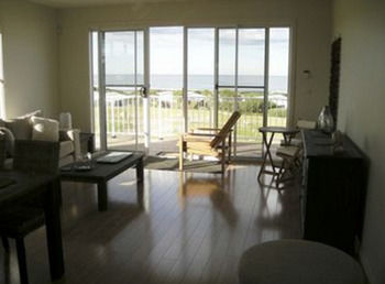 Caves Beachside Hotel - Accommodation Tasmania 45