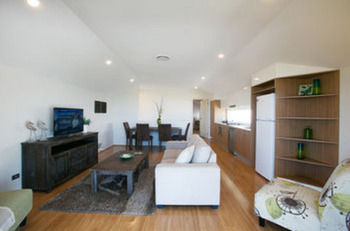 Caves Beachside Hotel - Accommodation Tasmania 47