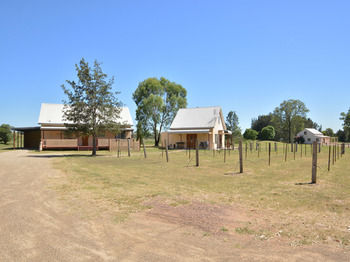 Madigan Wine Country Cottages - Accommodation Tasmania 27