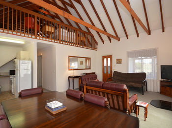 Madigan Wine Country Cottages - Accommodation Tasmania 80