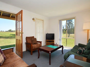 Madigan Wine Country Cottages - Accommodation Tasmania 82