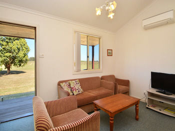 Madigan Wine Country Cottages - Accommodation Tasmania 85