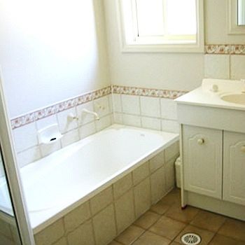 Madigan Wine Country Cottages - Accommodation Tasmania 0