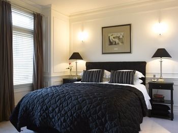 Andre's Mews Luxury Serviced Apartments - Accommodation Tasmania 2