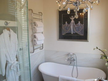 Andre's Mews Luxury Serviced Apartments - Accommodation Tasmania 17