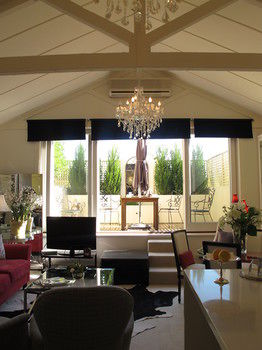 Andre's Mews Luxury Serviced Apartments - Accommodation Tasmania 20
