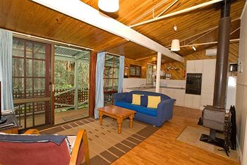 Hill 'N' Dale Farm Cottages - Accommodation Tasmania 5