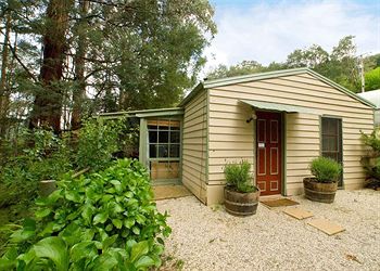 Hill 'N' Dale Farm Cottages - Accommodation Tasmania 10