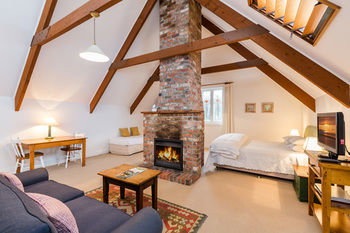 Carriages Boutique Hotel - Accommodation Tasmania 38