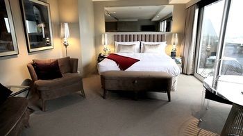 Art Series - The Olsen - Accommodation Tasmania 42
