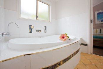 Ocean Beach Resort & Holiday Park - Accommodation Tasmania 35