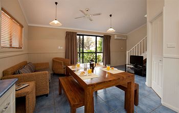Ocean Beach Resort & Holiday Park - Accommodation Tasmania 26