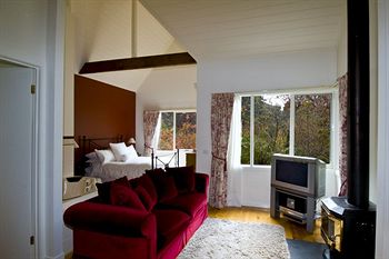 Cottages At Monreale - Accommodation Tasmania 41