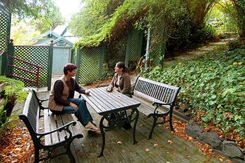 Cottages At Monreale - Accommodation Tasmania 45