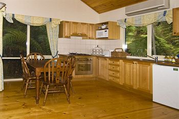 Cottages At Monreale - Accommodation Tasmania 49