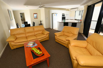 San Marino By The Sea Apartments - Accommodation Tasmania 39