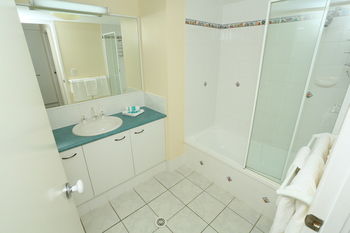 San Marino By The Sea Apartments - Accommodation Tasmania 65