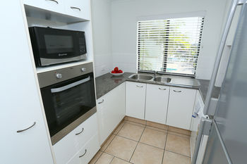 San Marino By The Sea Apartments - Accommodation Tasmania 92