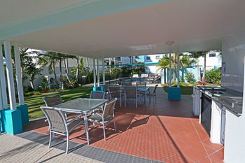 San Marino By The Sea Apartments - Accommodation Tasmania 98