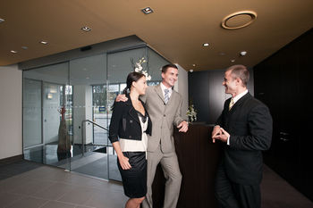 Melbourne Short Stay Apartments On Whiteman - Accommodation Tasmania 10