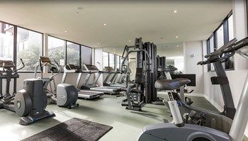 Melbourne Short Stay Apartments On Whiteman - Accommodation Tasmania 23