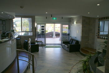 Beachside Resort - Kawana Waters - Accommodation Tasmania 16