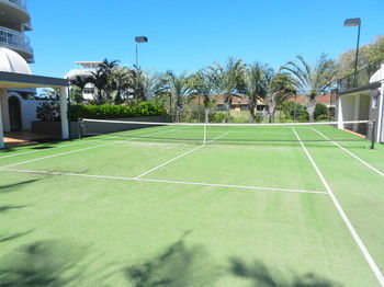 Beachside Resort - Kawana Waters - Accommodation Tasmania 22