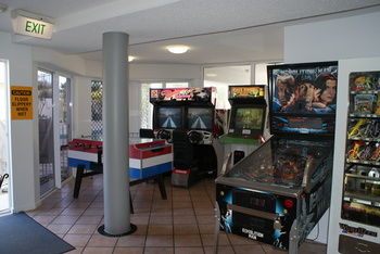 Beachside Resort - Kawana Waters - Accommodation Tasmania 24