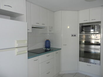 Beachside Resort - Kawana Waters - Accommodation Tasmania 30