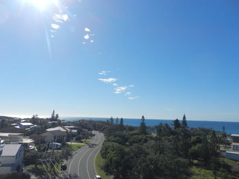 Beachside Resort - Kawana Waters - Accommodation Tasmania 35