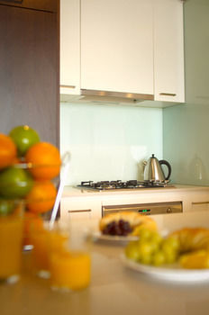AKOM Docklands - Accommodation Tasmania 8