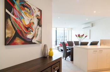 AKOM Docklands - Accommodation Tasmania 20