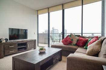 AKOM Docklands - Accommodation Tasmania 25