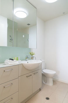 AKOM Docklands - Accommodation Tasmania 29