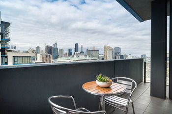 AKOM Docklands - Accommodation Tasmania 31