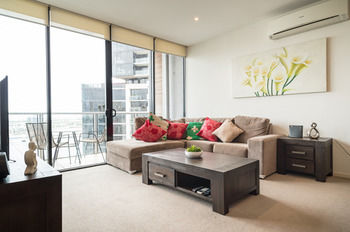AKOM Docklands - Accommodation Tasmania 46