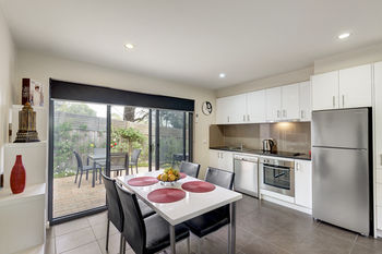 Bungunyah Apartments - Accommodation Tasmania 11
