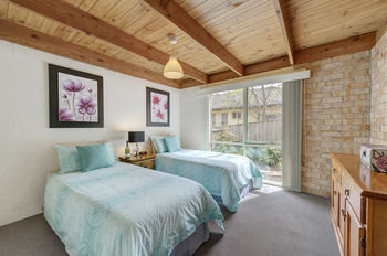 Bungunyah Apartments - Accommodation Tasmania 19