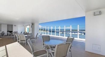 OVR Caloundra - Accommodation Tasmania 9