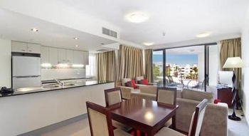 OVR Caloundra - Accommodation Tasmania 10