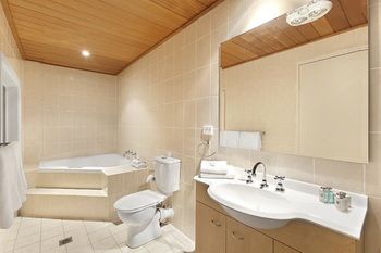 Checkers Resort & Conference Centre - Accommodation Tasmania 34
