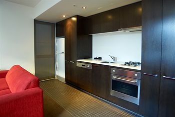 City Edge Serviced Apartments East Melbourne - Accommodation Tasmania 9