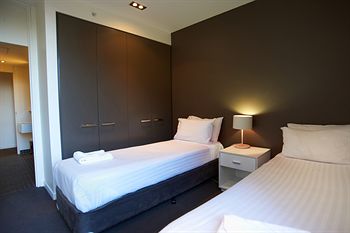 City Edge Serviced Apartments East Melbourne - Accommodation Tasmania 13