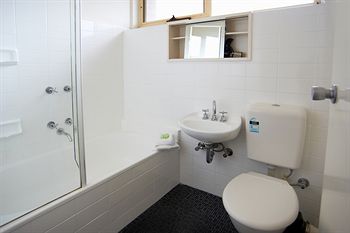 City Edge Serviced Apartments East Melbourne - Accommodation Tasmania 20