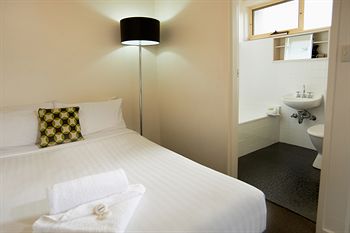 City Edge Serviced Apartments East Melbourne - Accommodation Tasmania 21